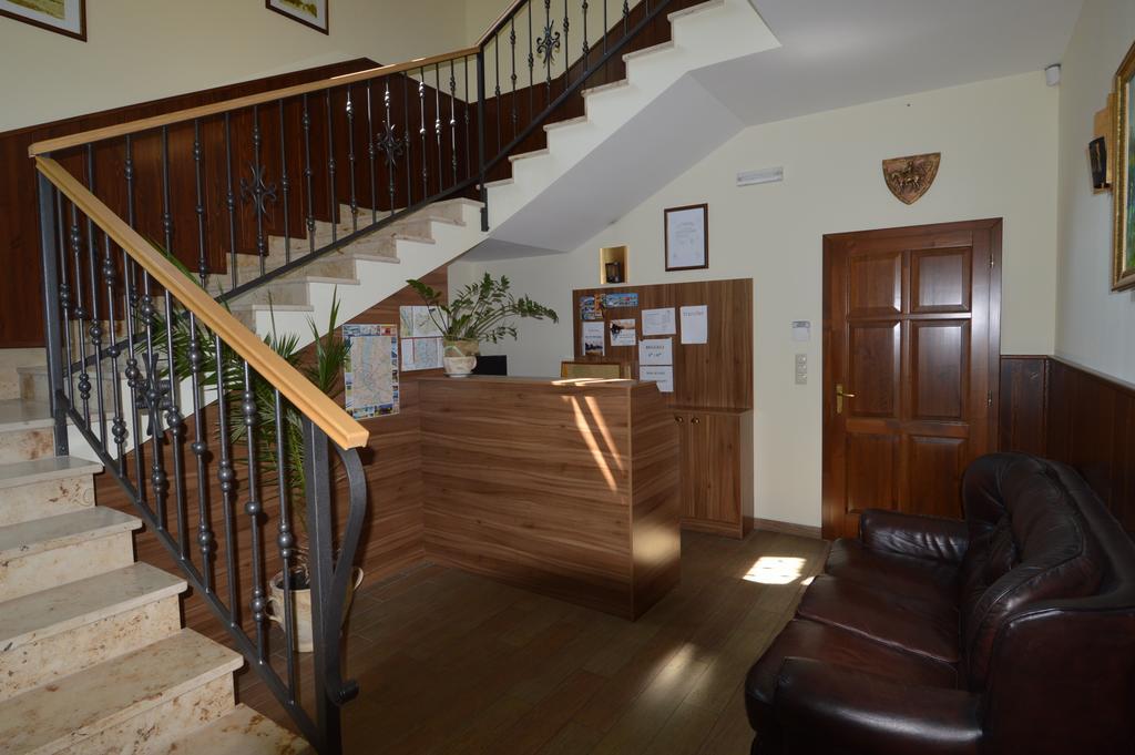 Bed and Breakfast Piroska Csárda és Panzió à Siófok Extérieur photo