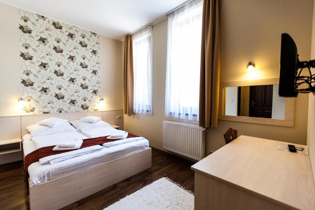 Bed and Breakfast Piroska Csárda és Panzió à Siófok Extérieur photo